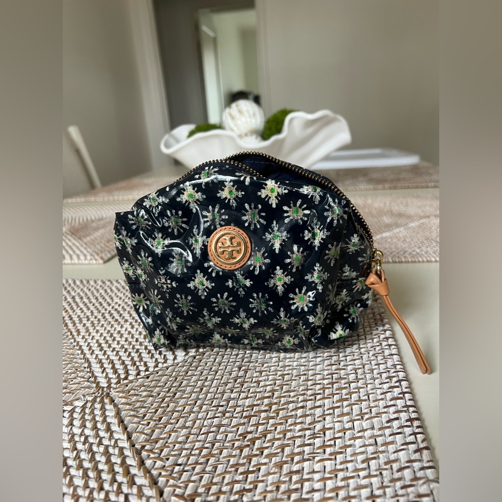 Tory Burch Brigitte Cosmetic Bag